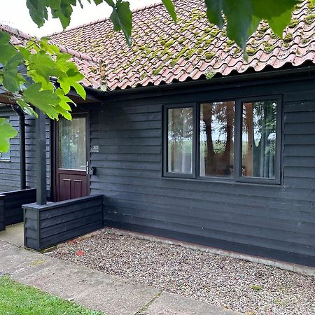 The Farmhouse At Fincham Exterior foto